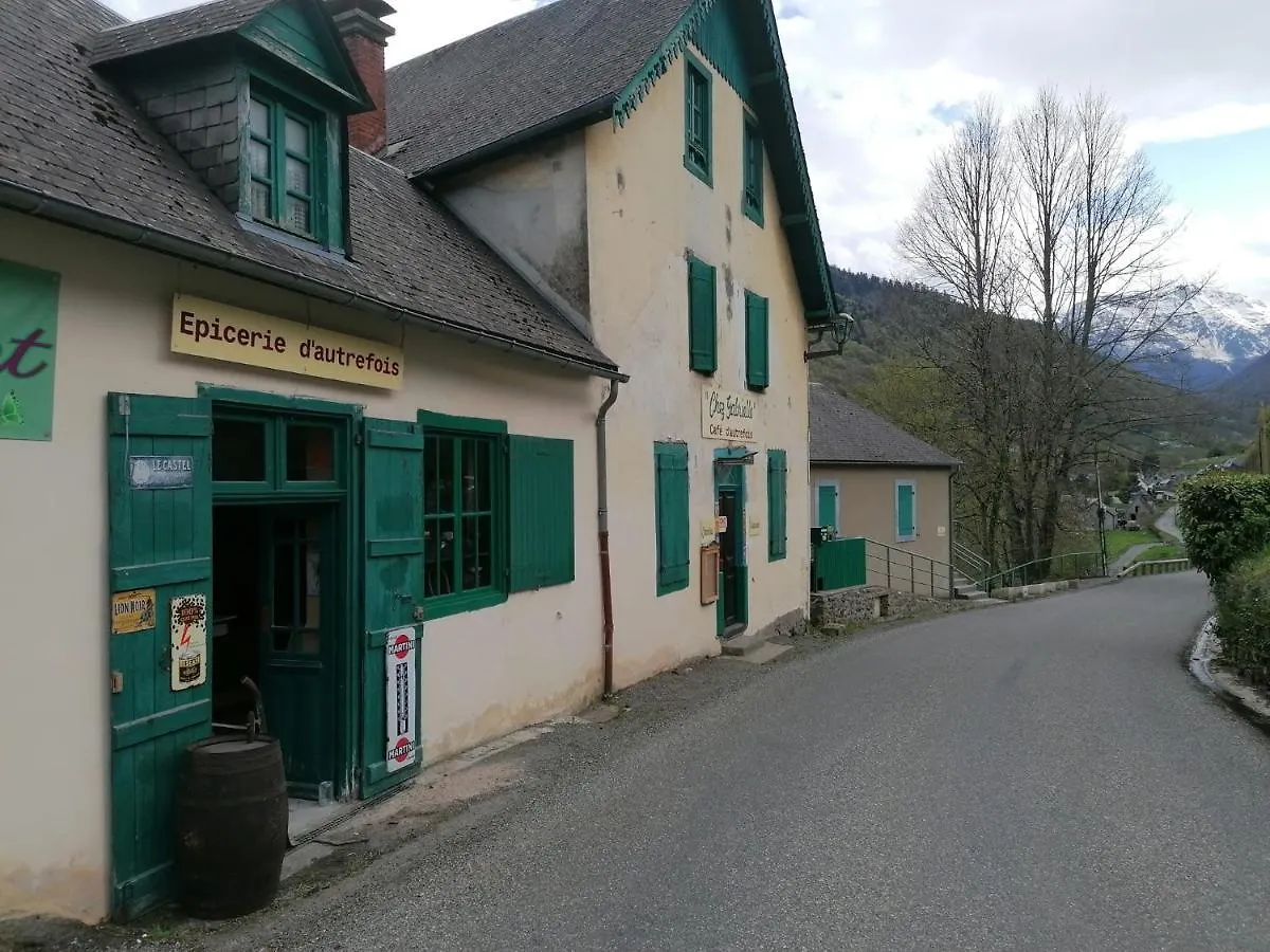 Auberge Chez Gabrielle - Vallée de Lesponne Beaudéan Inn